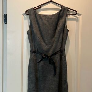 Banana Republic black/grey belted sleeveless dress